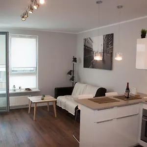 apartament-garazowa-5.warsawhotelspoland.com/